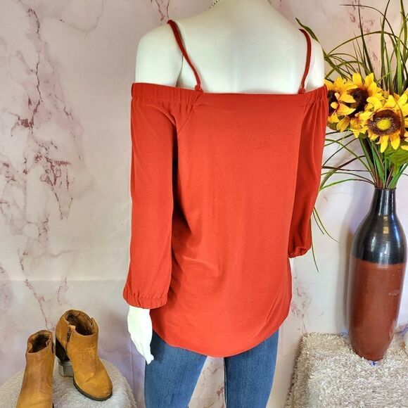INC International Concepts off shoulder top - Picture 5 of 6